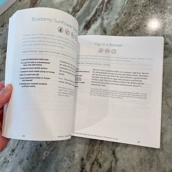 Healthy, Happy Pregnancy Cookbook: Over 125 Delicious Recipes - Picture 3 of 4